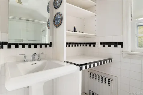 21 Braxmar Drive S Harrison NY 10528