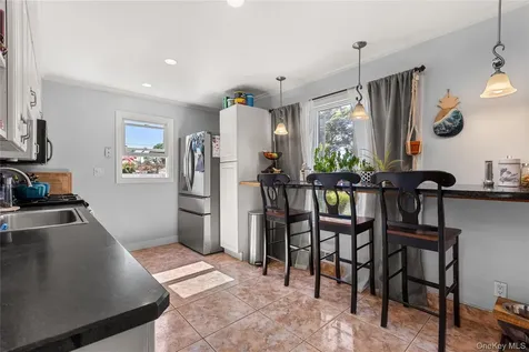 1023 Carll Drive Bay Shore NY 11706