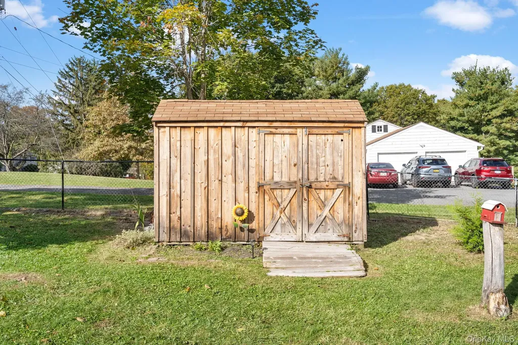 34 Houtman Drive Walden NY 12586