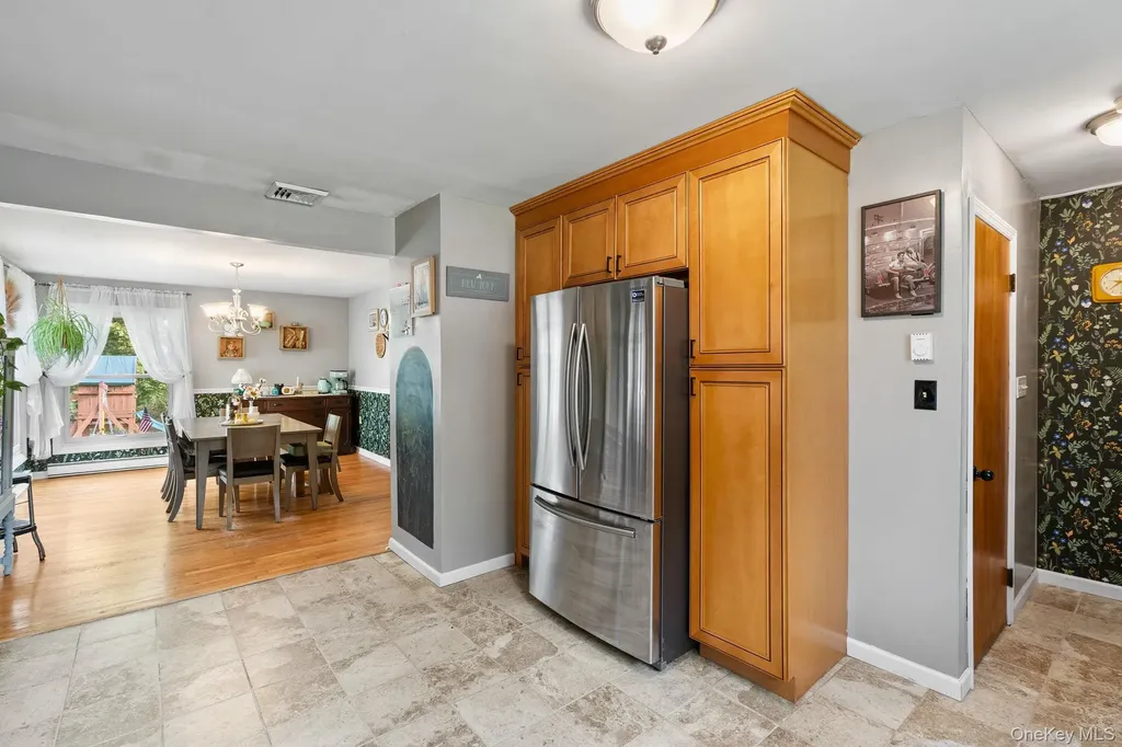 34 Houtman Drive Walden NY 12586
