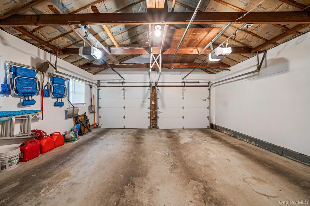 6 Buckingham Drive Dix Hills NY 11746