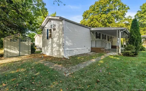 49B Witt Lane Aquebogue NY 11931