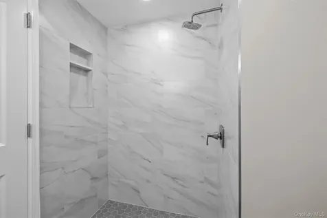 49B Witt Lane Aquebogue NY 11931