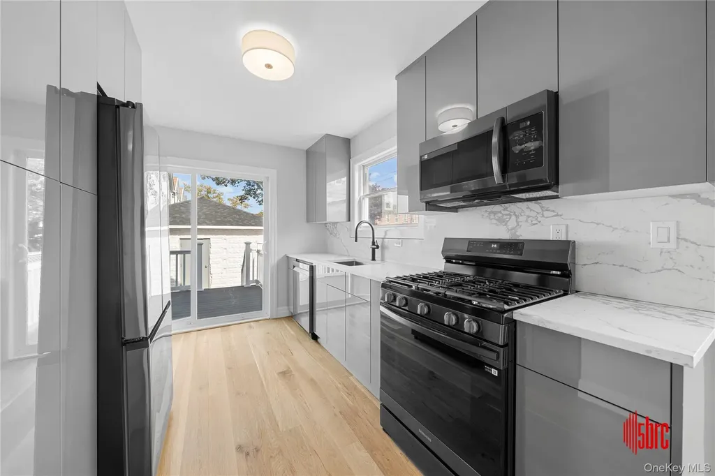 1017 E 92nd Street Brooklyn NY 11236
