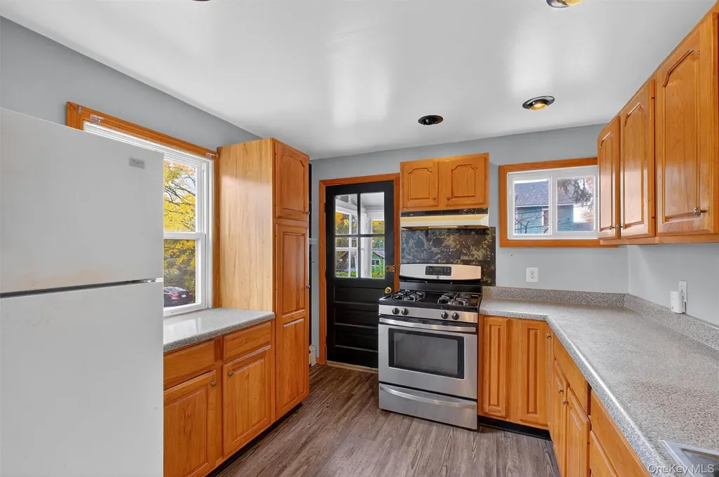 126-128 Washington Avenue Beacon NY 12508