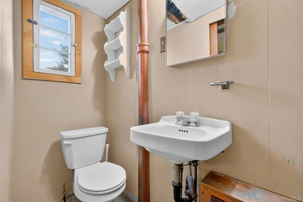 126-128 Washington Avenue Beacon NY 12508