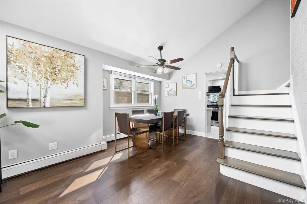 38 Oxford Road Old Bethpage NY 11804