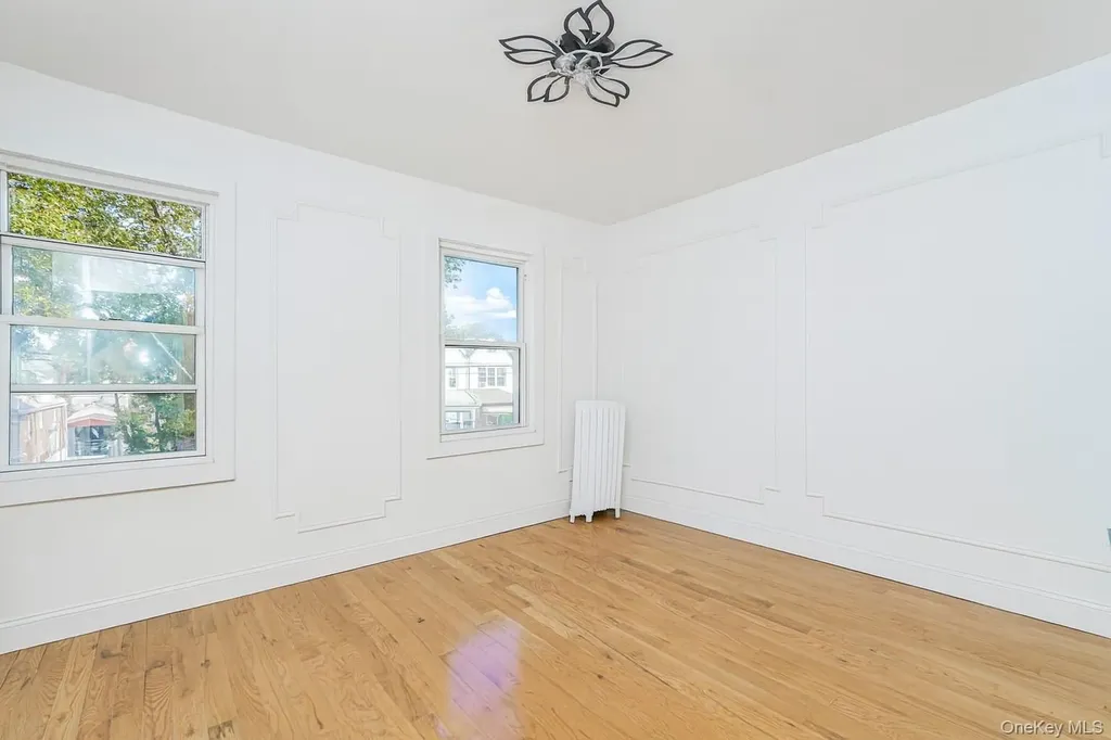 592 E 39th Street Brooklyn NY 11203