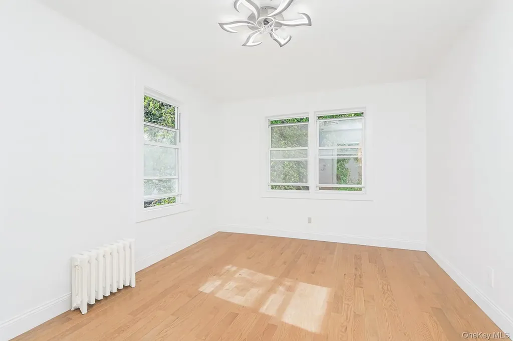 592 E 39th Street Brooklyn NY 11203