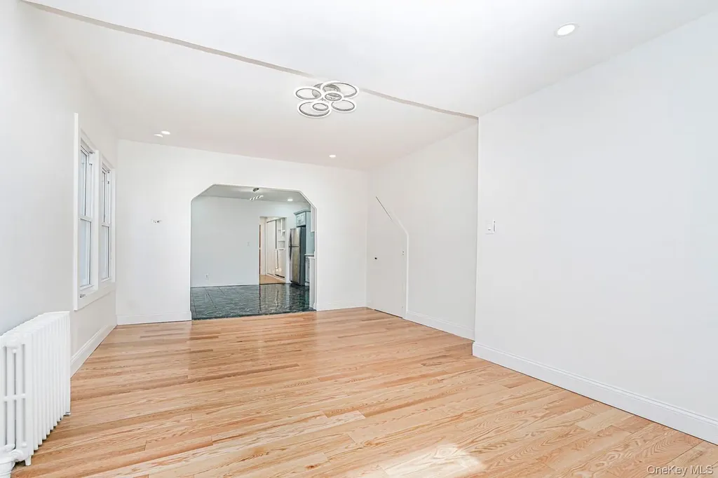 592 E 39th Street Brooklyn NY 11203