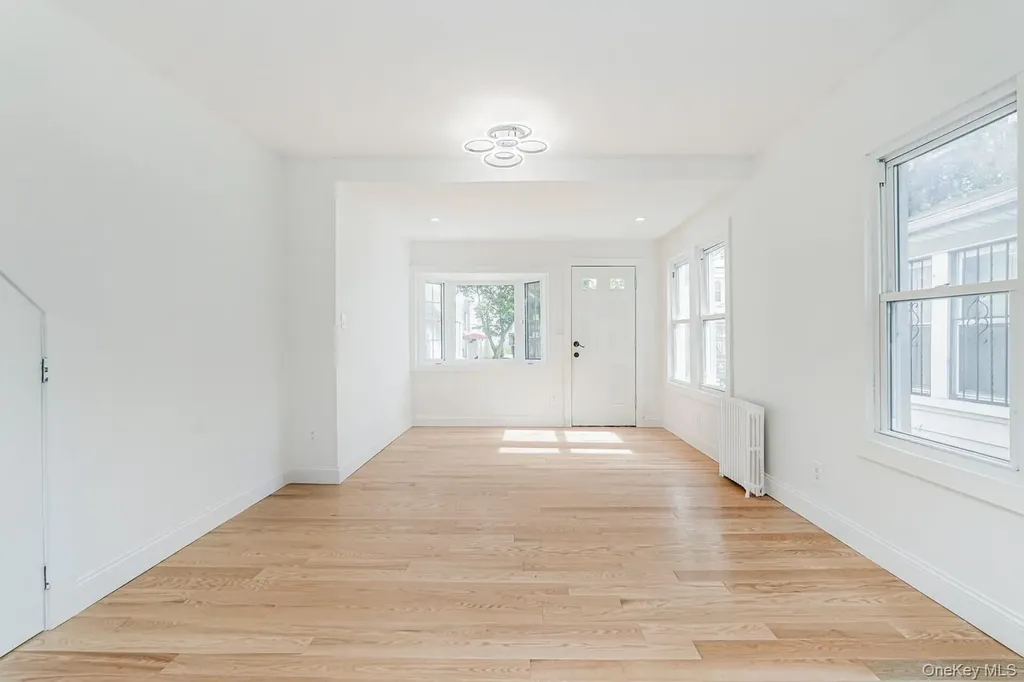 592 E 39th Street Brooklyn NY 11203
