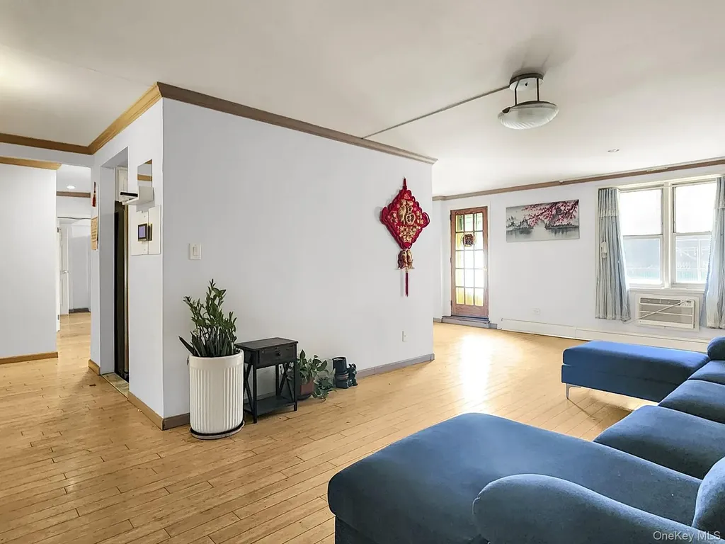 140-55 34th Avenue Flushing NY 11354