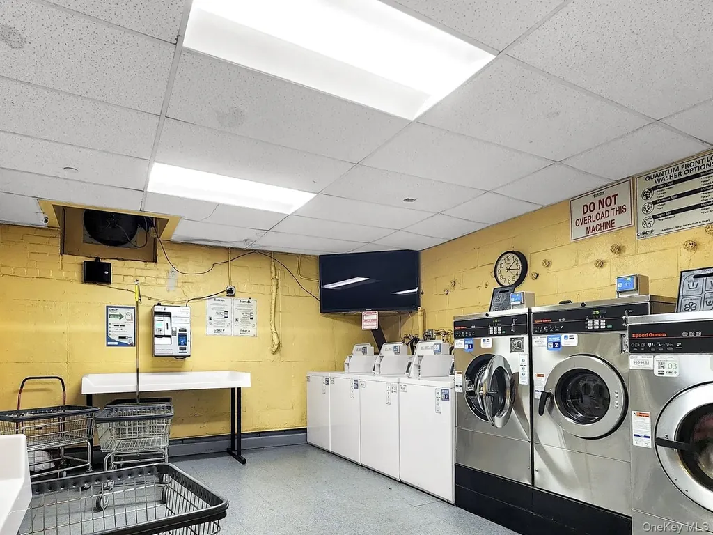 140-55 34th Avenue Flushing NY 11354
