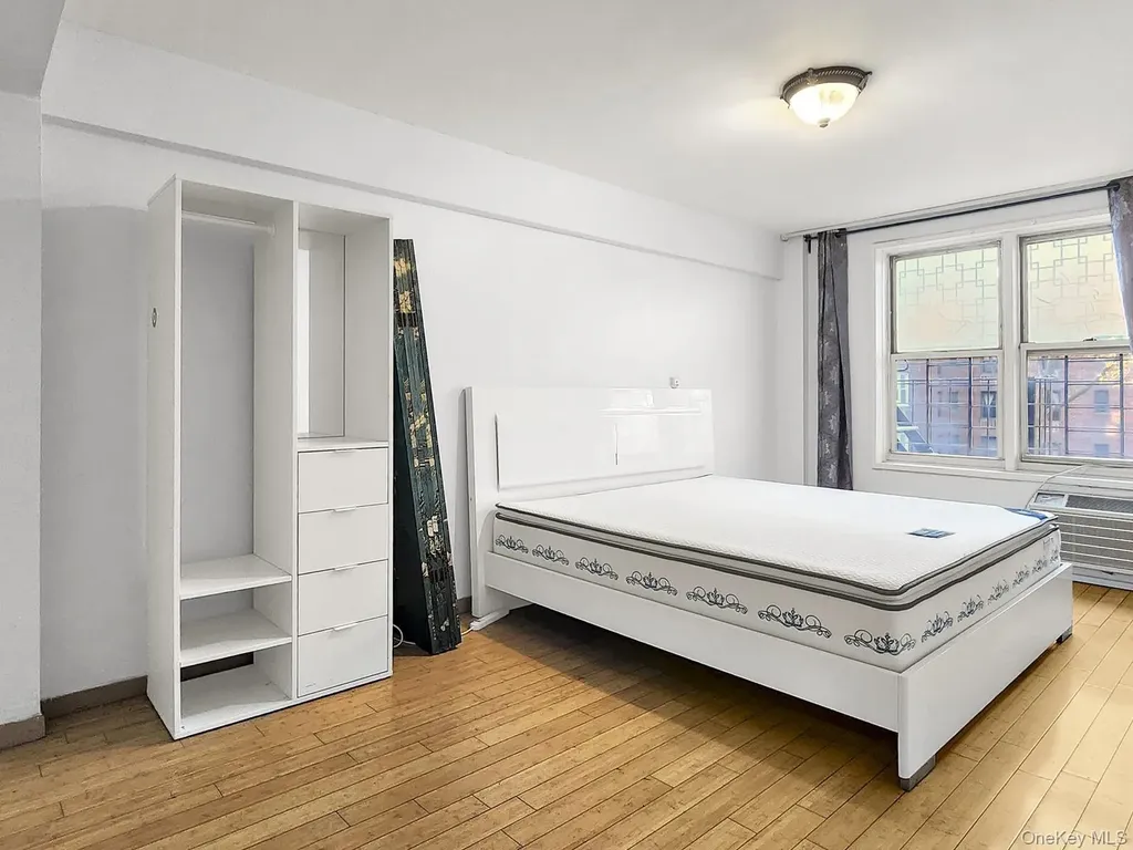 140-55 34th Avenue Flushing NY 11354