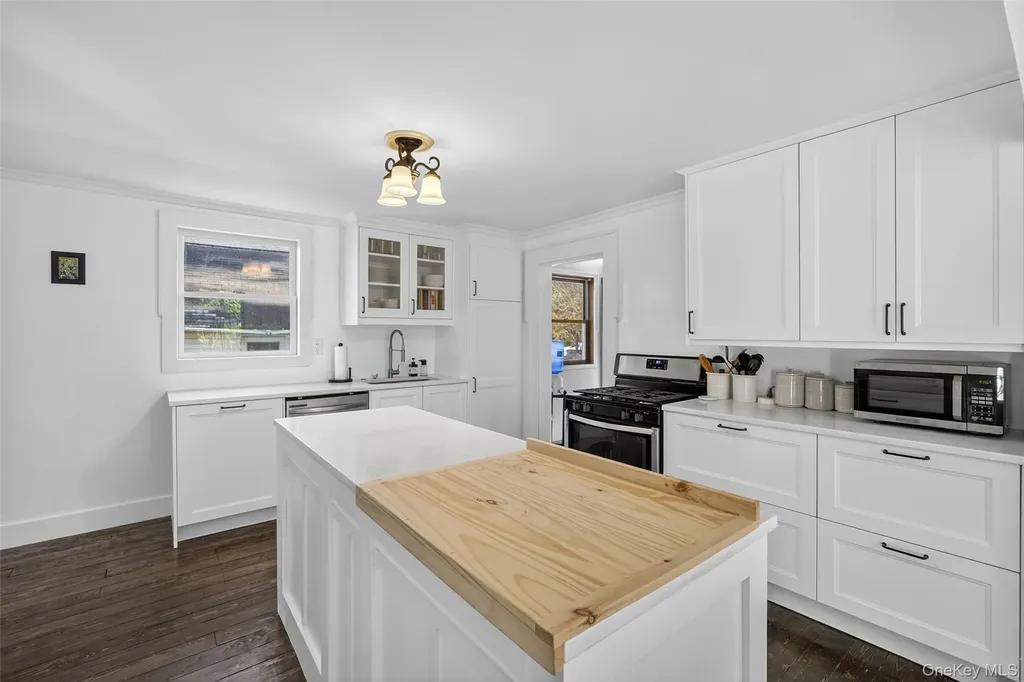 243 Whiteport Road Kingston NY 12401