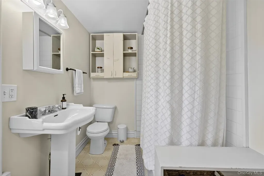 243 Whiteport Road Kingston NY 12401