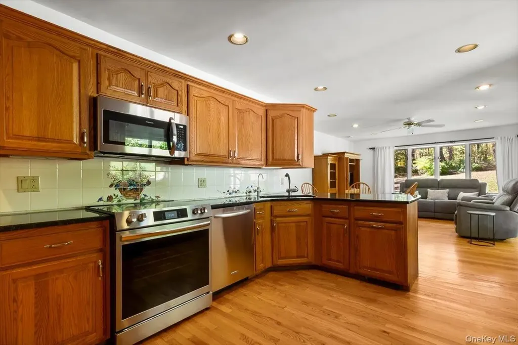 33 Park Drive Putnam Valley NY 10579