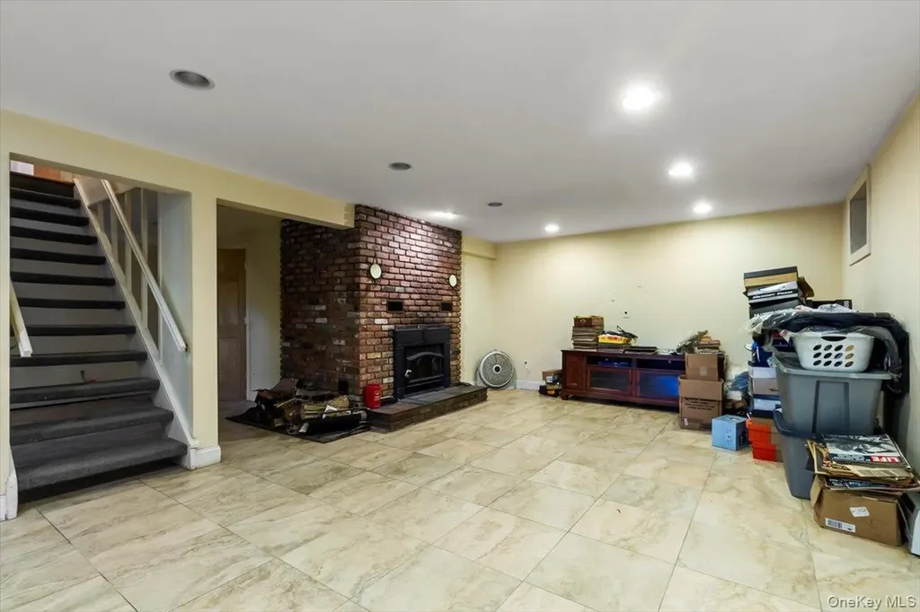 33 Park Drive Putnam Valley NY 10579