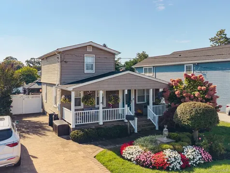 2806 Wilson Avenue Bellmore NY 11710