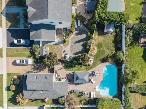 2806 Wilson Avenue Bellmore NY 11710