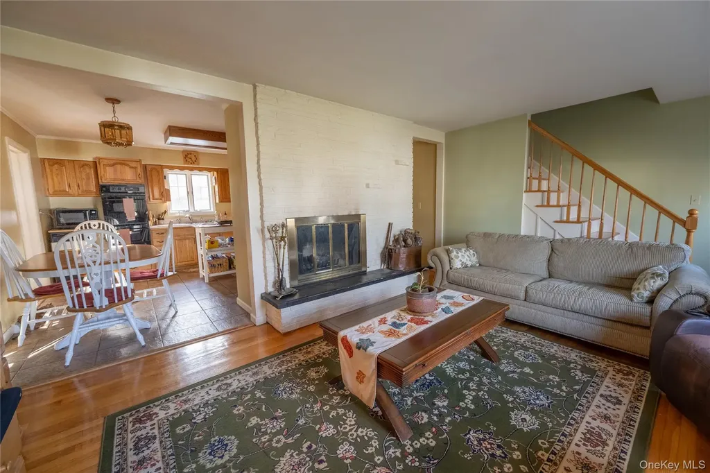 5028-5030 Rt-82 Millbrook NY 12578