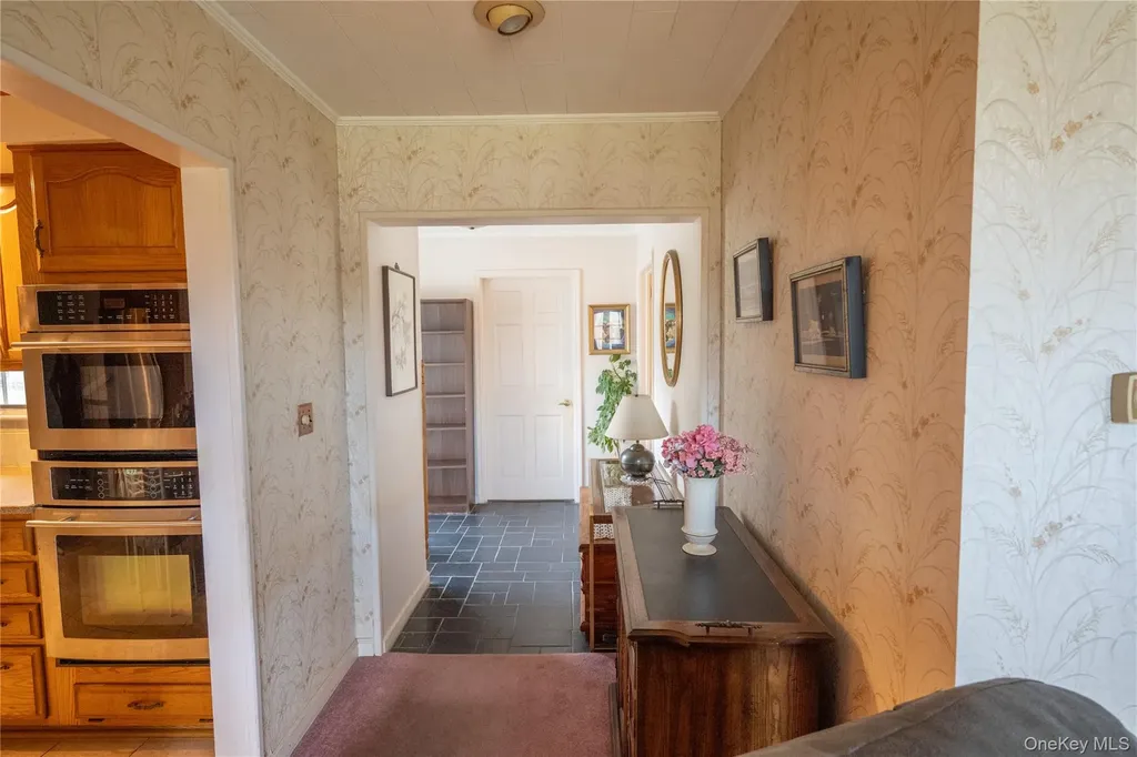 5028-5030 Rt-82 Millbrook NY 12578