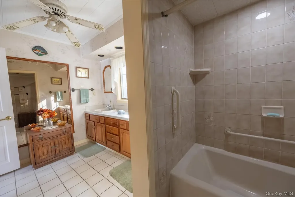 5028-5030 Rt-82 Millbrook NY 12578