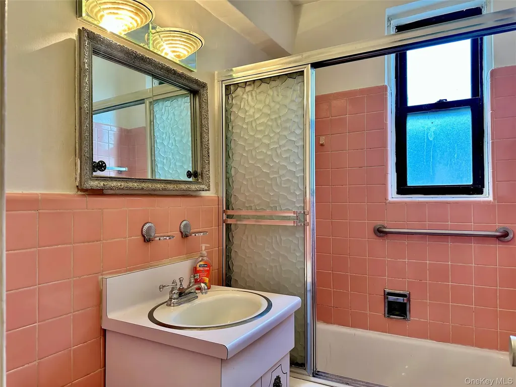 83-77 Woodhaven Boulevard Woodhaven NY 11421