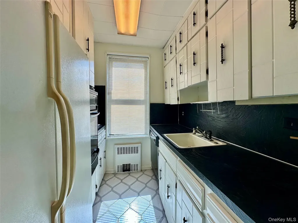 83-77 Woodhaven Boulevard Woodhaven NY 11421
