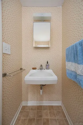 15 Heather Court Fishkill NY 12524