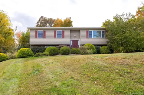 15 Heather Court Fishkill NY 12524