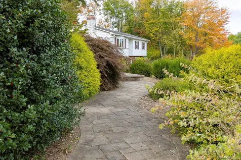 15 Heather Court Fishkill NY 12524