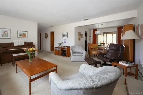 15 Heather Court Fishkill NY 12524