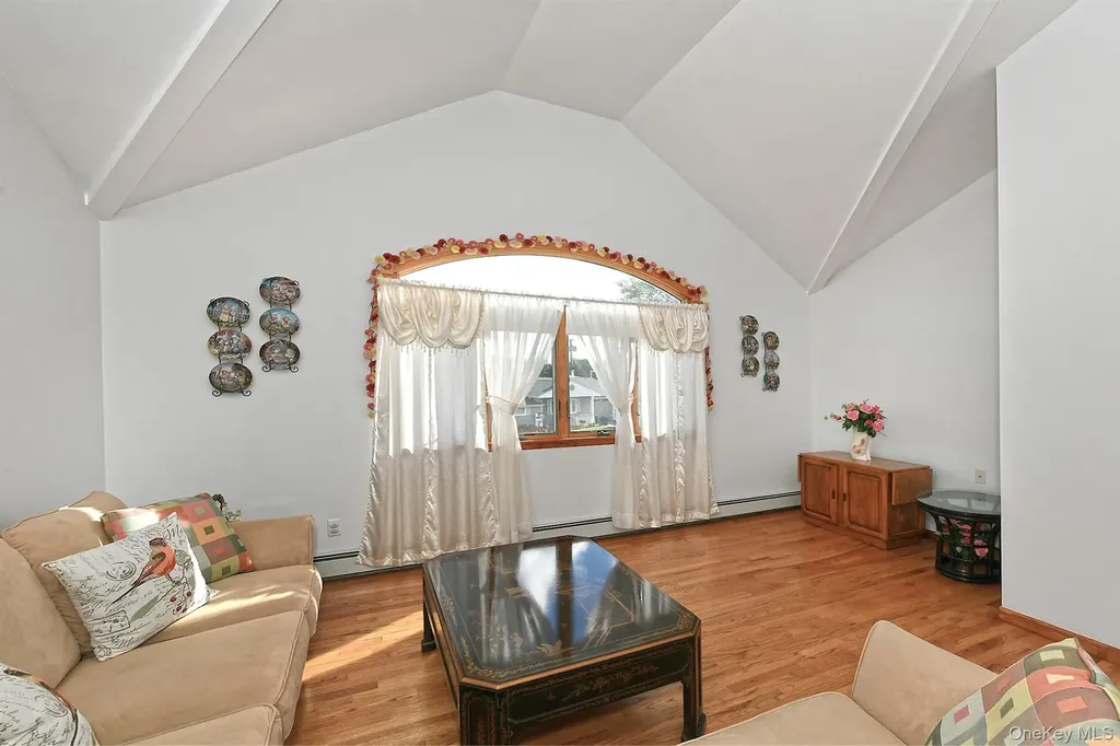 4278 Clarissa Road Bethpage NY 11714