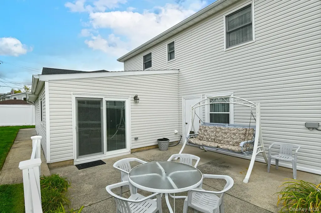 4278 Clarissa Road Bethpage NY 11714