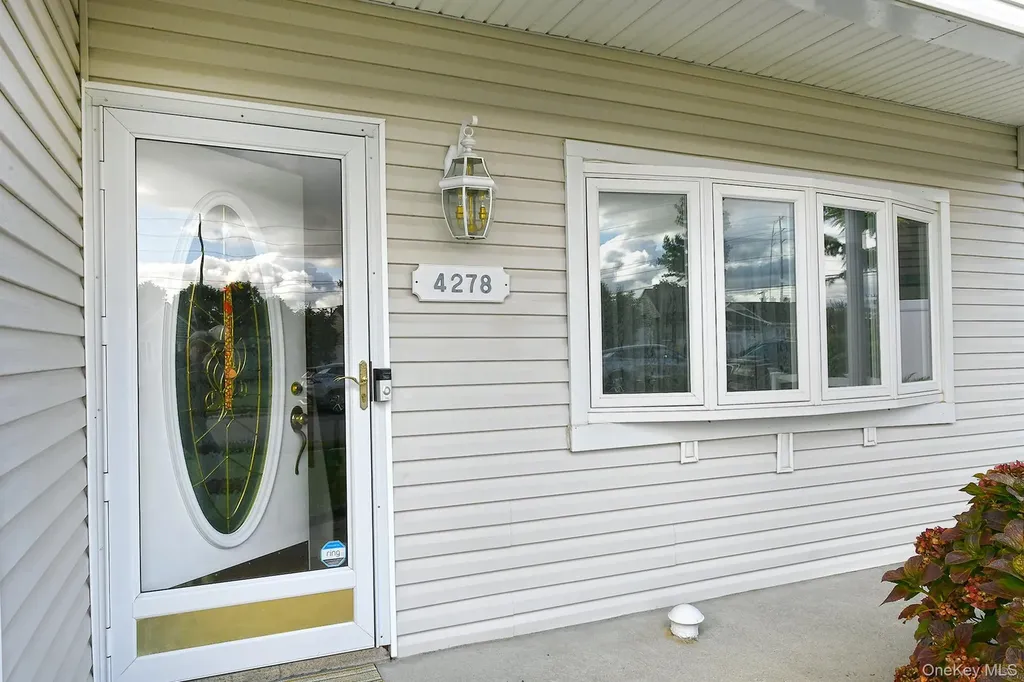 4278 Clarissa Road Bethpage NY 11714