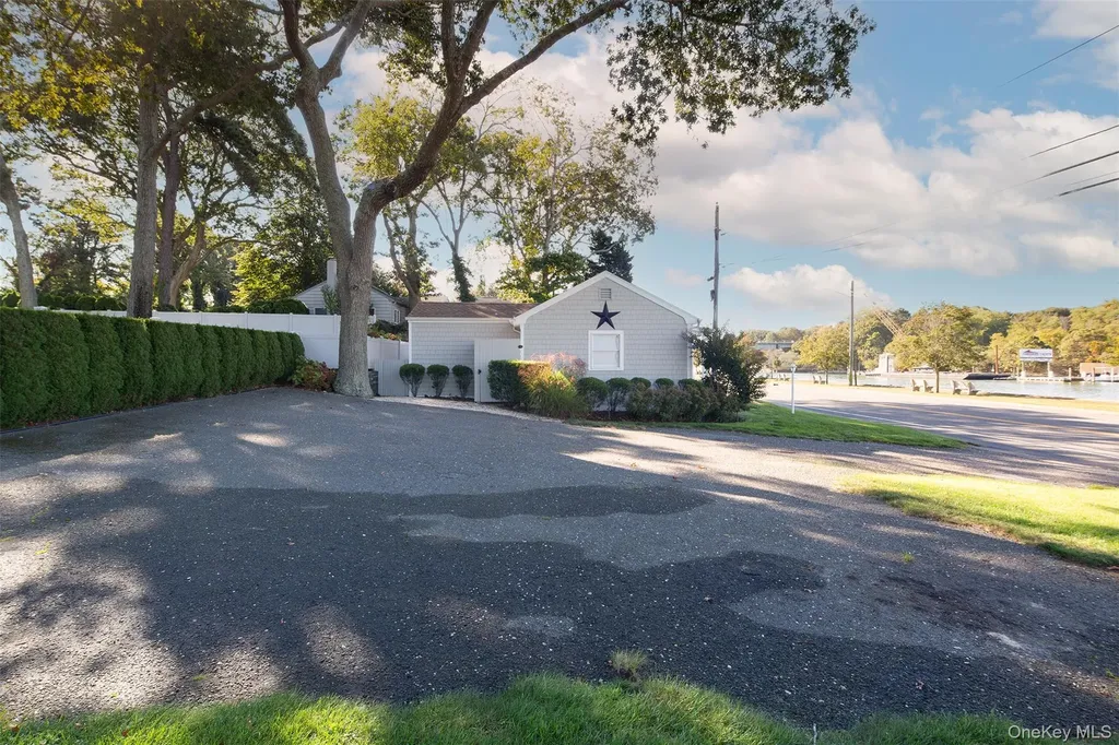 1 Canal Road Hampton Bays NY 11946