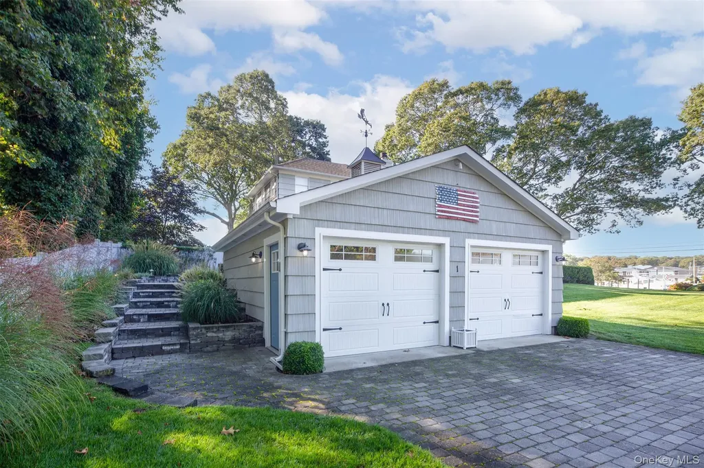 1 Canal Road Hampton Bays NY 11946