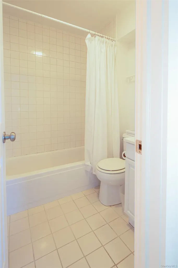 1 Canal Road Hampton Bays NY 11946