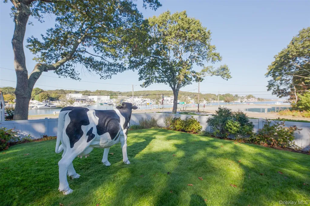 1 Canal Road Hampton Bays NY 11946