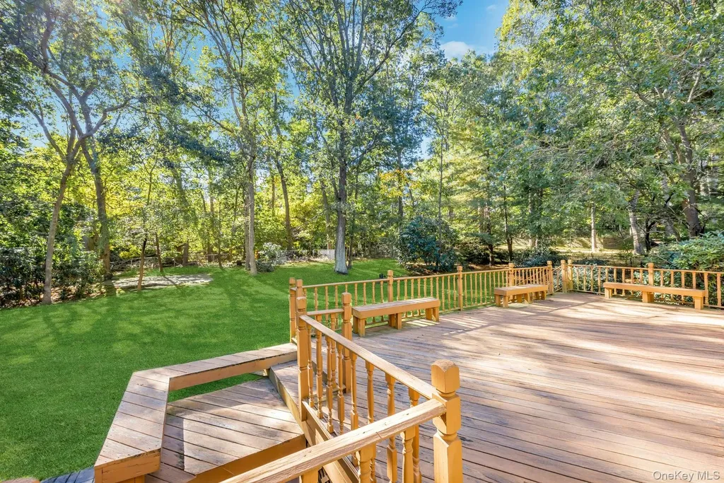 8 Chablis Drive Dix Hills NY 11746