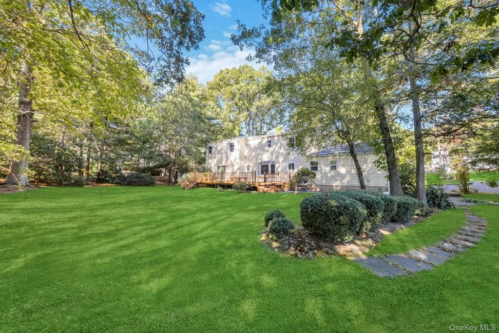 8 Chablis Drive Dix Hills NY 11746