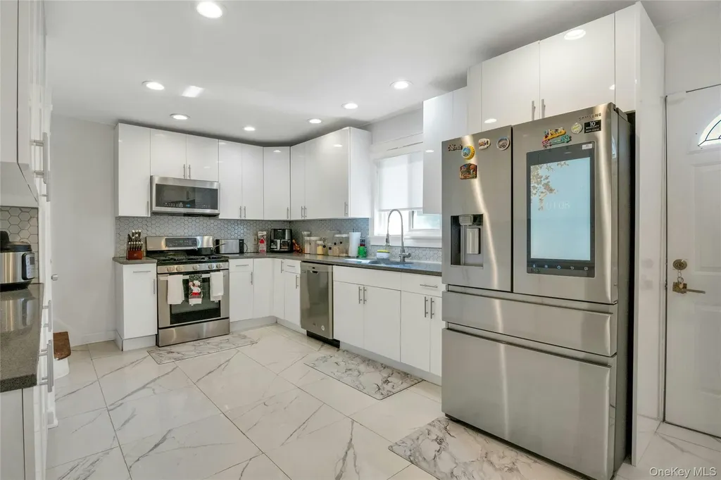 290 E Sidney Avenue Mount Vernon NY 10553