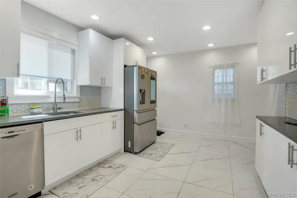 290 E Sidney Avenue Mount Vernon NY 10553