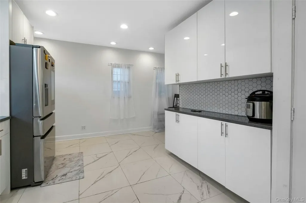 290 E Sidney Avenue Mount Vernon NY 10553