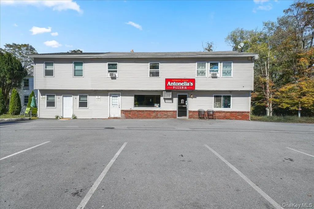 2452 State Route 207 Campbell Hall NY 10916