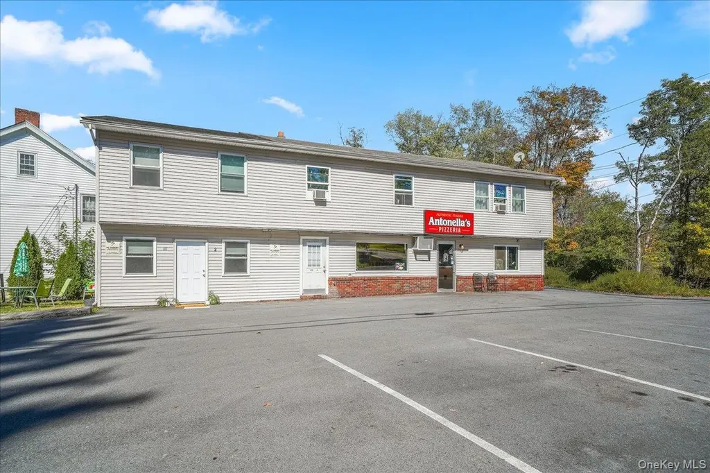 2452 State Route 207 Campbell Hall NY 10916