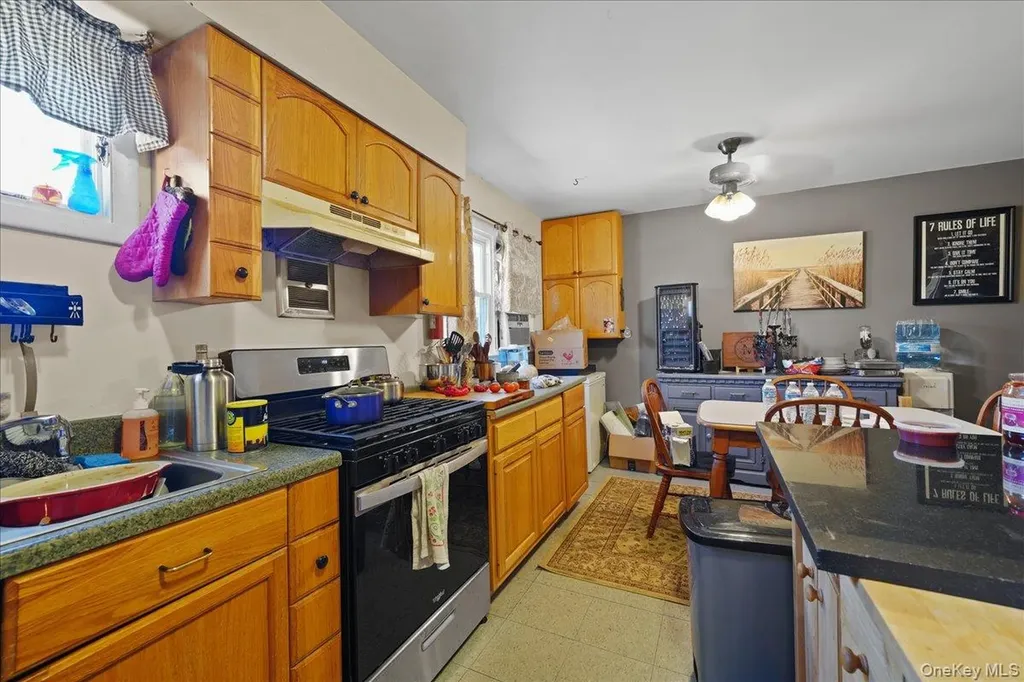 2452 State Route 207 Campbell Hall NY 10916