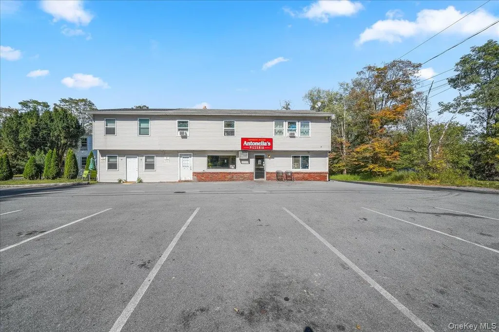 2452 State Route 207 Campbell Hall NY 10916
