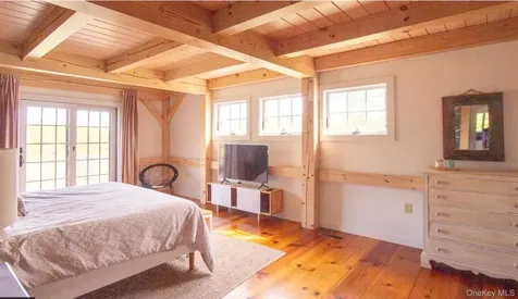 23 Raccoon Forks Road Chatham NY 12136